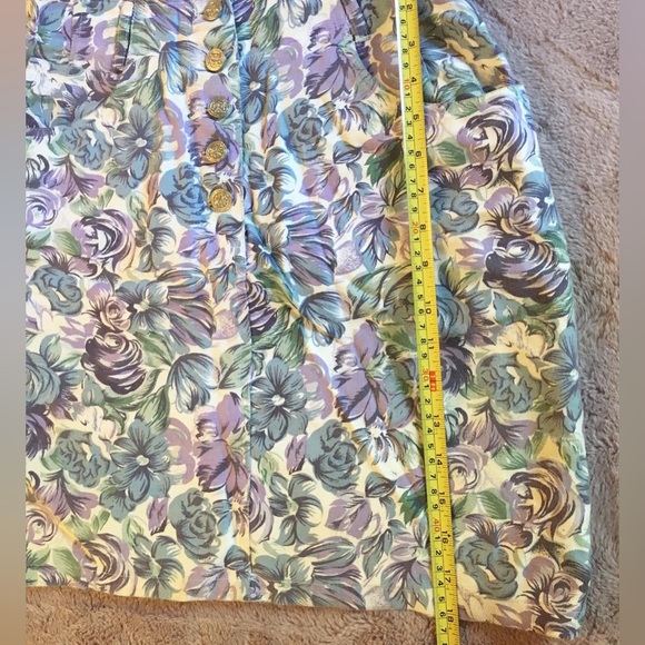 White & floral denim skirt - Picture 10 of 12